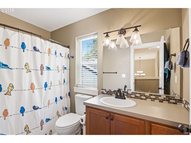 17376 AUBIN St, Sandy, OR 97055