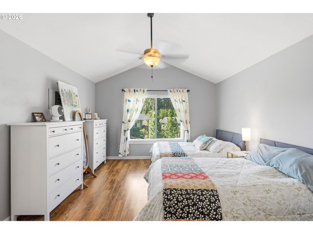 17376 AUBIN St, Sandy, OR 97055