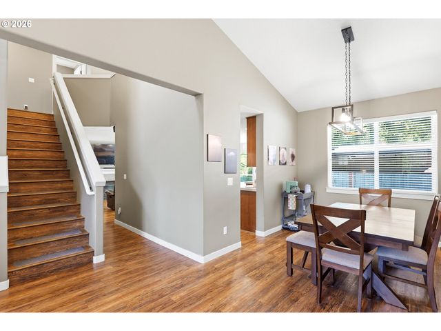 17376 AUBIN St, Sandy, OR 97055