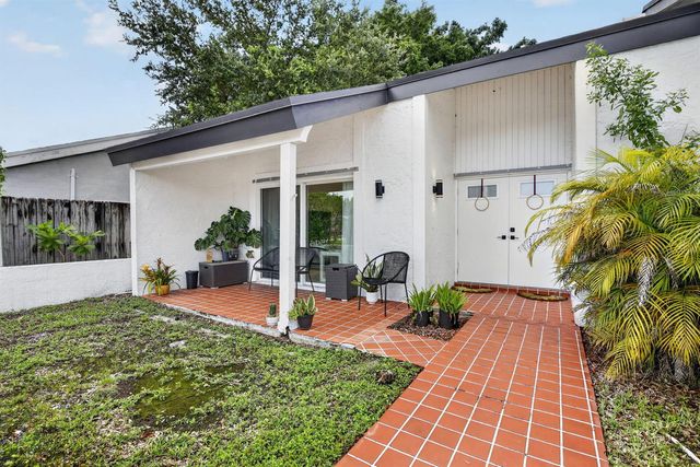 16709 SW 5th Court, Weston, FL 33326