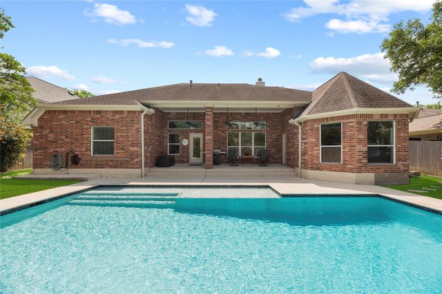 6039 Whispering Lakes Drive, Katy, TX 77493