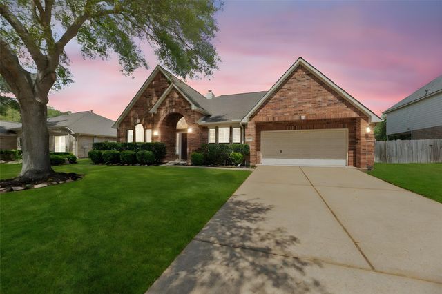 6039 Whispering Lakes Drive, Katy, TX 77493