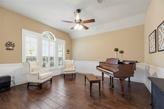 6039 Whispering Lakes Drive, Katy, TX 77493