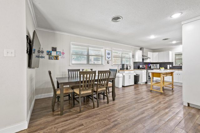 1231 Oak Drive, Denison, TX 75020