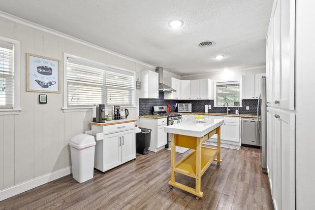 1231 Oak Drive, Denison, TX 75020