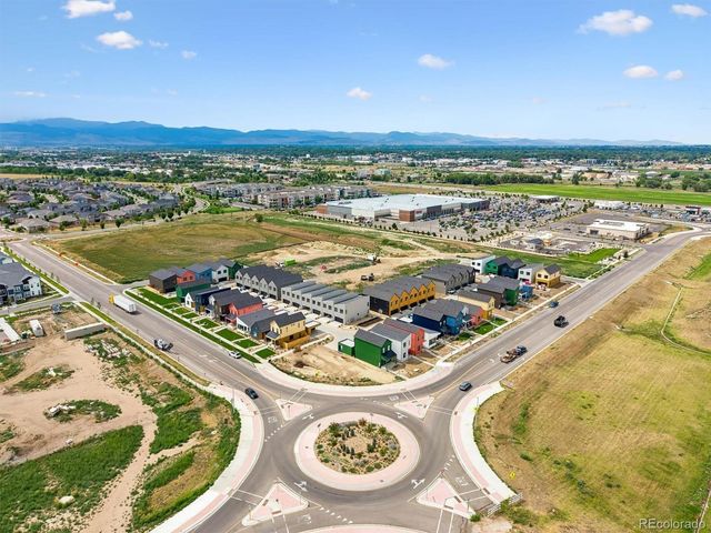 933 Edge Circle, Longmont, CO 80501