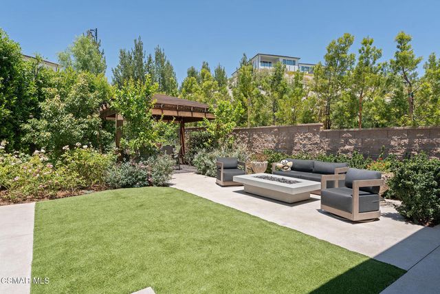 20753 W Deer Grass Court, Porter Ranch, CA 91326