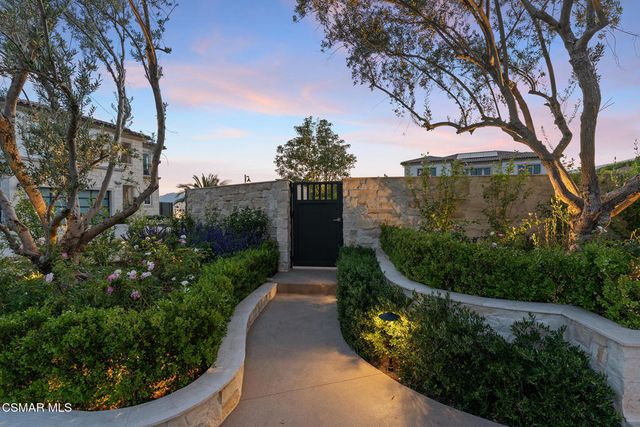 20753 W Deer Grass Court, Porter Ranch, CA 91326