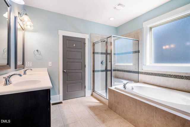 44 Tarwick Avenue, Chapel Hill, NC 27516