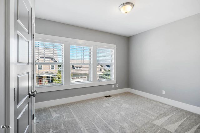 44 Tarwick Avenue, Chapel Hill, NC 27516