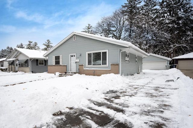 4640 W Brentwood COURT, Milwaukee, WI 53223