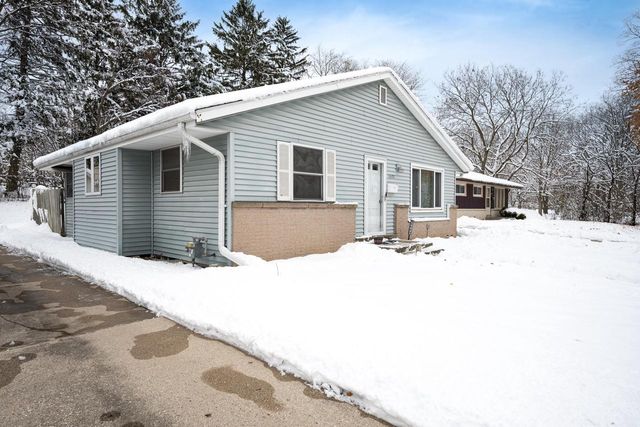 4640 W Brentwood COURT, Milwaukee, WI 53223