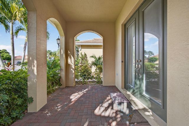 2904 Payson Way, Wellington, FL 33414