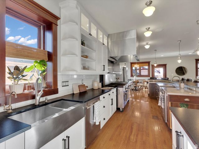 1326 S 1000 E, Salt Lake City, UT 84105