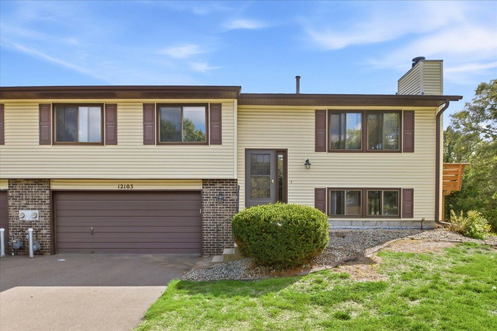 12103 Oak Park Boulevard NE, Blaine, MN 55434 — photo 3