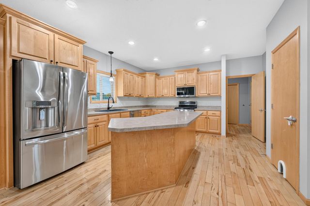 12789 Breckenridge Lane, Rogers, MN 55374