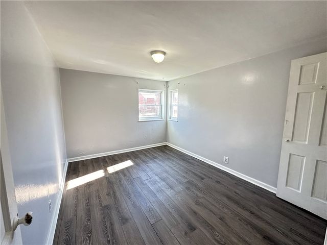 201 Elm St 15A, Neville Twp, PA 15225