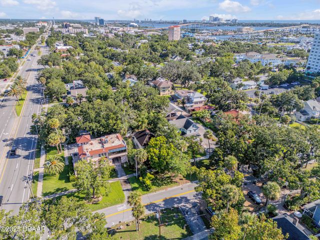 214 Cedar Street, Daytona Beach, FL 32114