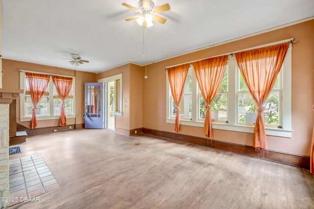214 Cedar Street, Daytona Beach, FL 32114