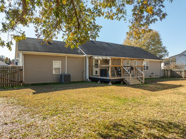 18 SE Hedgerow Court, Cartersville, GA 30120