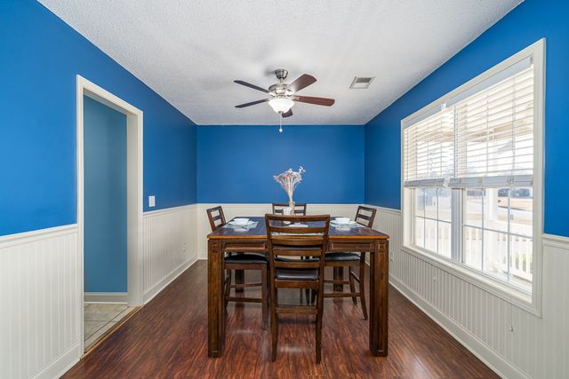 18 SE Hedgerow Court, Cartersville, GA 30120