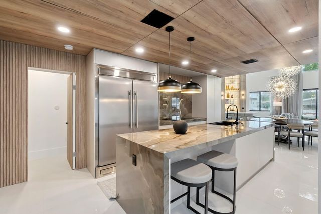 2651 NE 22nd Court, Pompano Beach, FL 33062