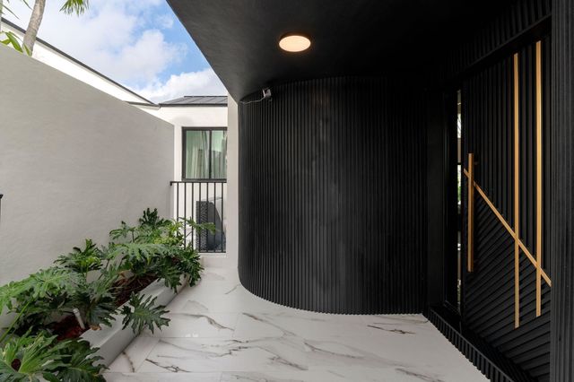 2651 NE 22nd Court, Pompano Beach, FL 33062