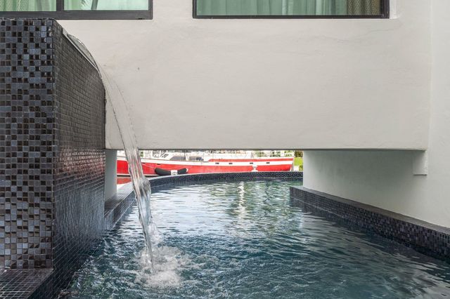 2651 NE 22nd Court, Pompano Beach, FL 33062