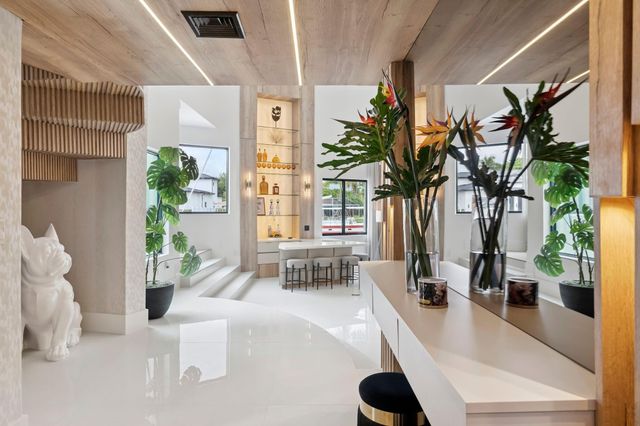 2651 NE 22nd Court, Pompano Beach, FL 33062