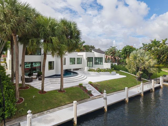 2651 NE 22nd Court, Pompano Beach, FL 33062