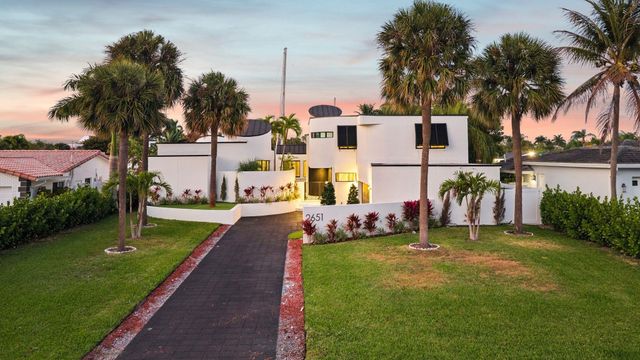 2651 NE 22nd Court, Pompano Beach, FL 33062