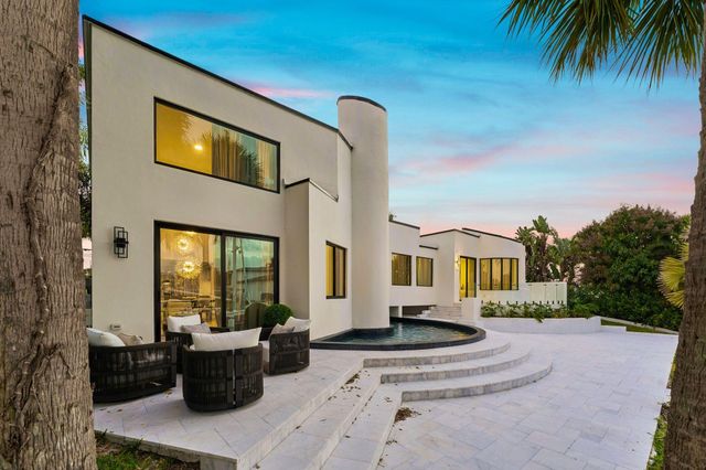 2651 NE 22nd Court, Pompano Beach, FL 33062