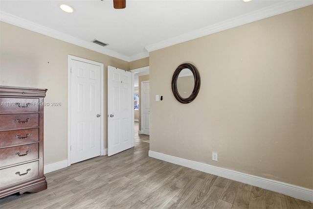 5723 NW 87th Ave, Tamarac, FL 33321