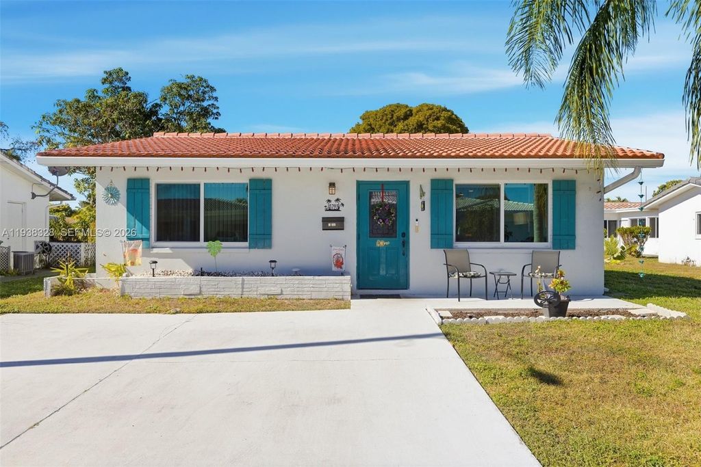 5723 NW 87th Ave, Tamarac, FL 33321