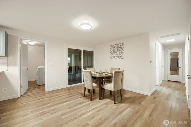 1420 E Walnut Street, Kent, WA 98030