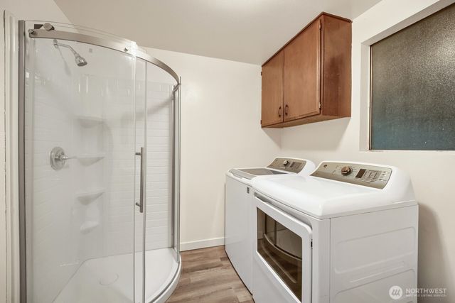 1420 E Walnut Street, Kent, WA 98030