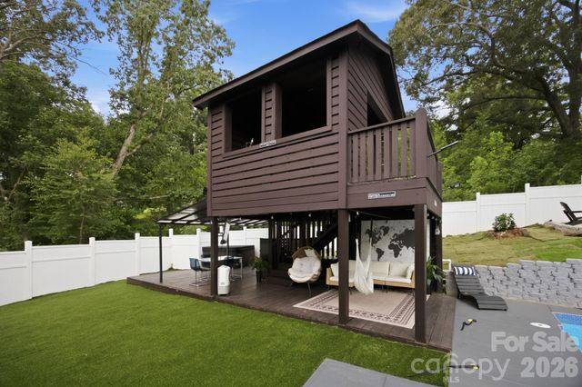314 Oak Knoll, Hildebran, NC 28637