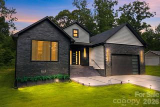 314 Oak Knoll, Hildebran, NC 28637