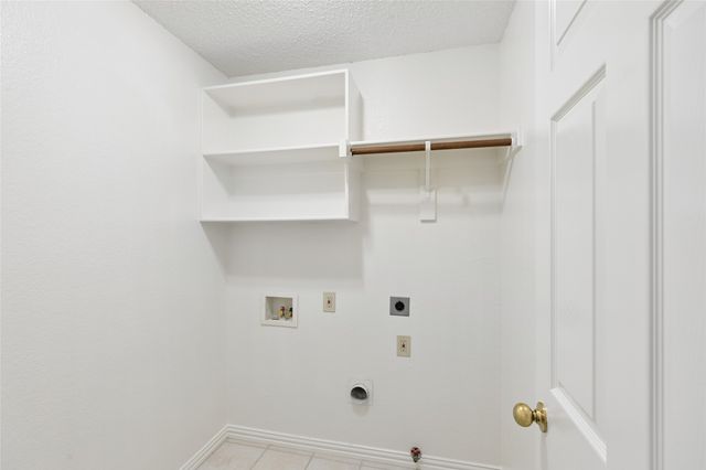 8032 Gila Bend Lane, Fort Worth, TX 76137