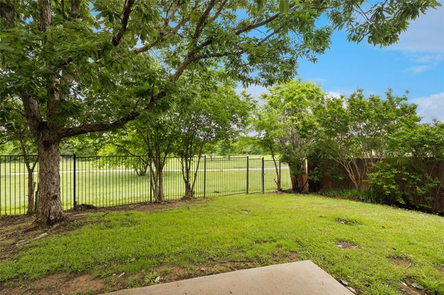 8032 Gila Bend Lane, Fort Worth, TX 76137