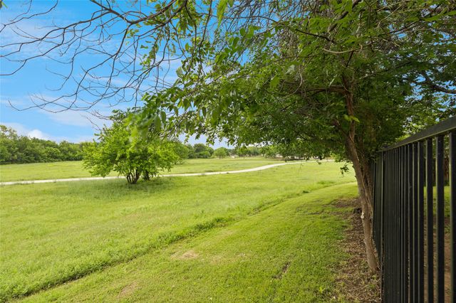 8032 Gila Bend Lane, Fort Worth, TX 76137