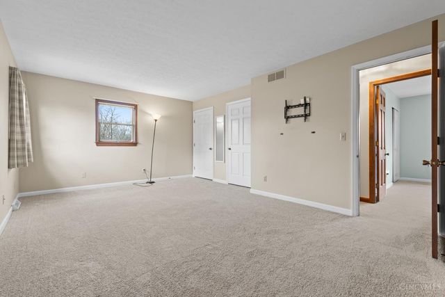 9282 Gregg Drive, West Chester, OH 45069