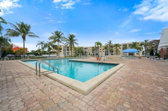 600 NE 2nd Street 304, Dania Beach, FL 33004