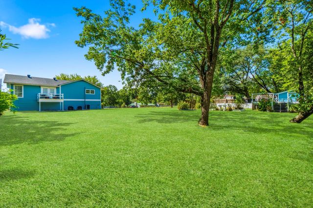 150 Bay Haven Boulevard, Livingston, TX 77351