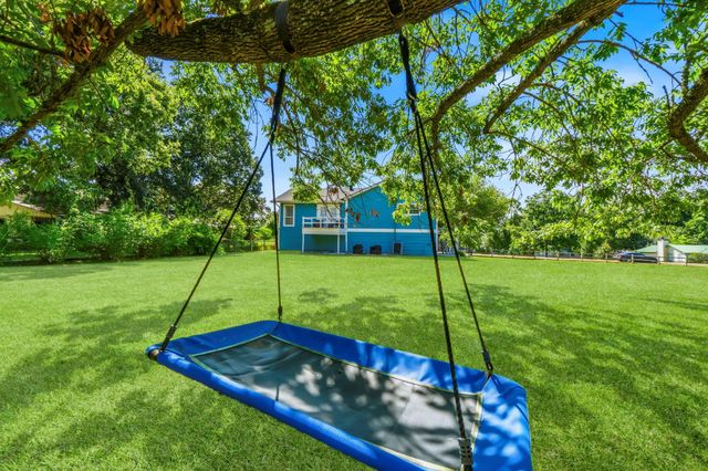 150 Bay Haven Boulevard, Livingston, TX 77351