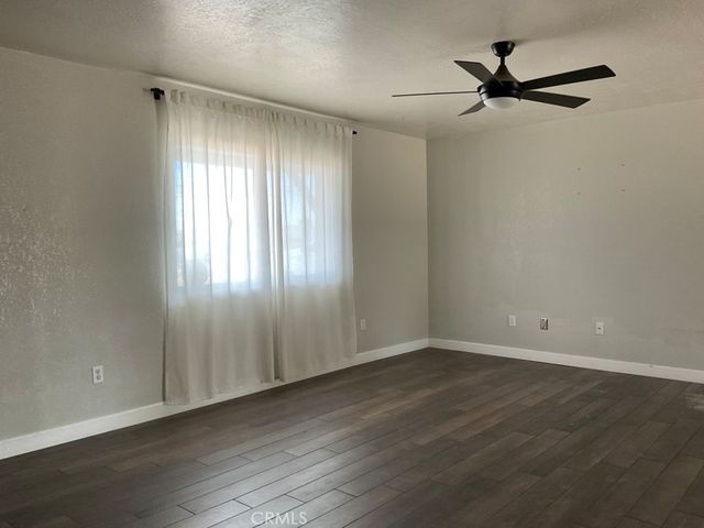 17965 Live Oak Street, Hesperia, CA 92345