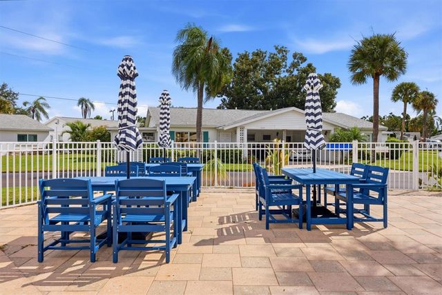 6039 CORAL WAY, Bradenton, FL 34207