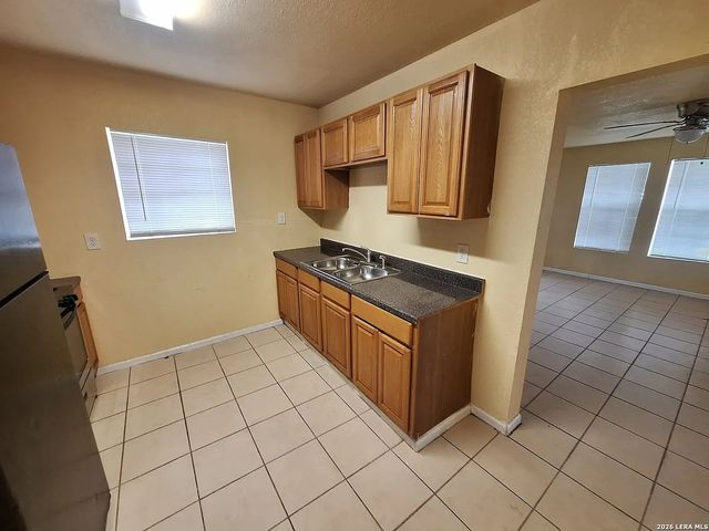 1040 GULF, San Antonio, TX 78202