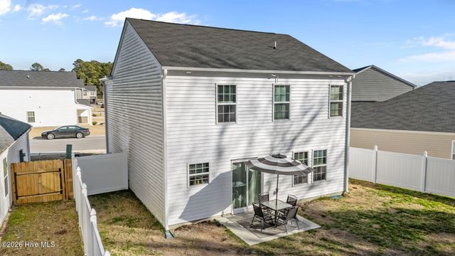 1328 S Wilshire Court, Kinston, NC 28504