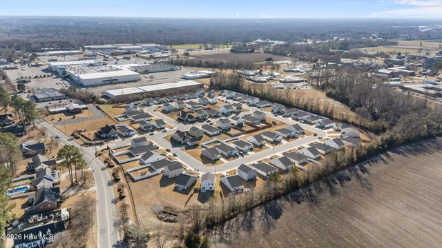 1328 S Wilshire Court, Kinston, NC 28504